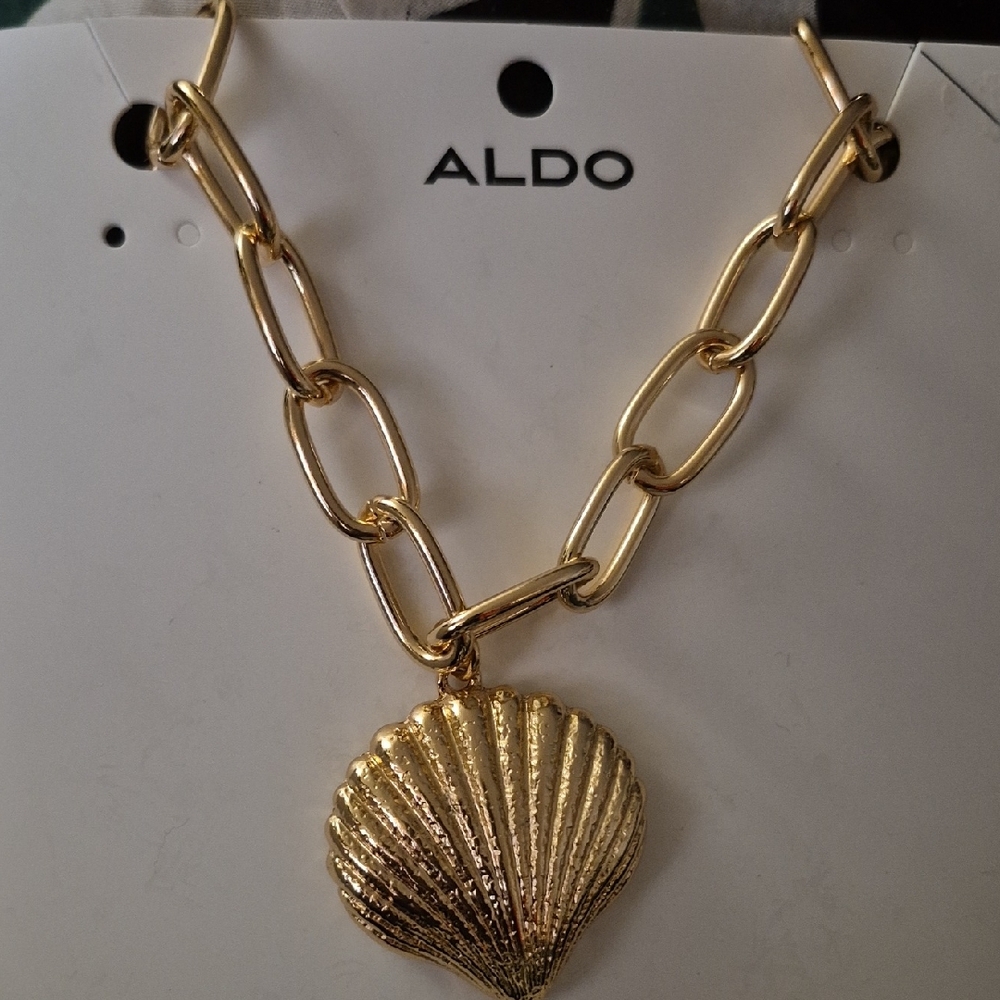 Aldo Gold Chain Shell Necklace